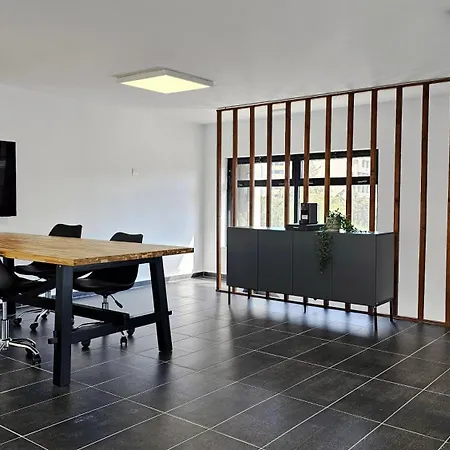 Apartment Phaedrus Living Mini Art House Michelangelo Nicosia